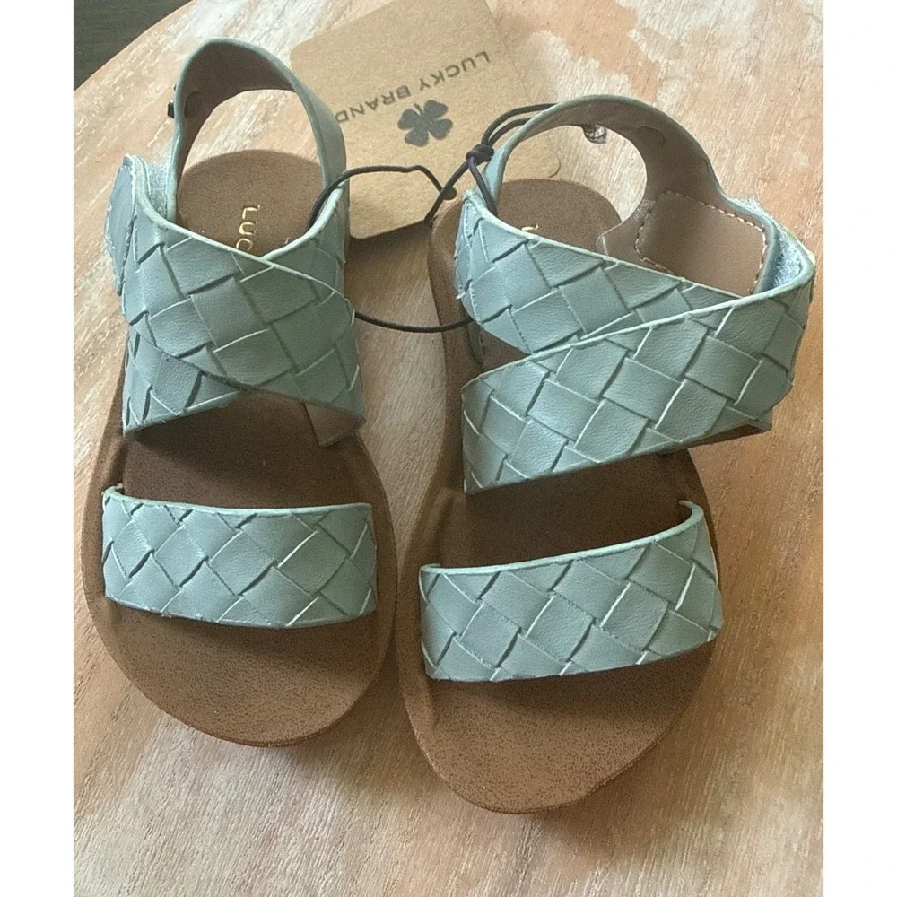 Lucky Brand adorable lucky